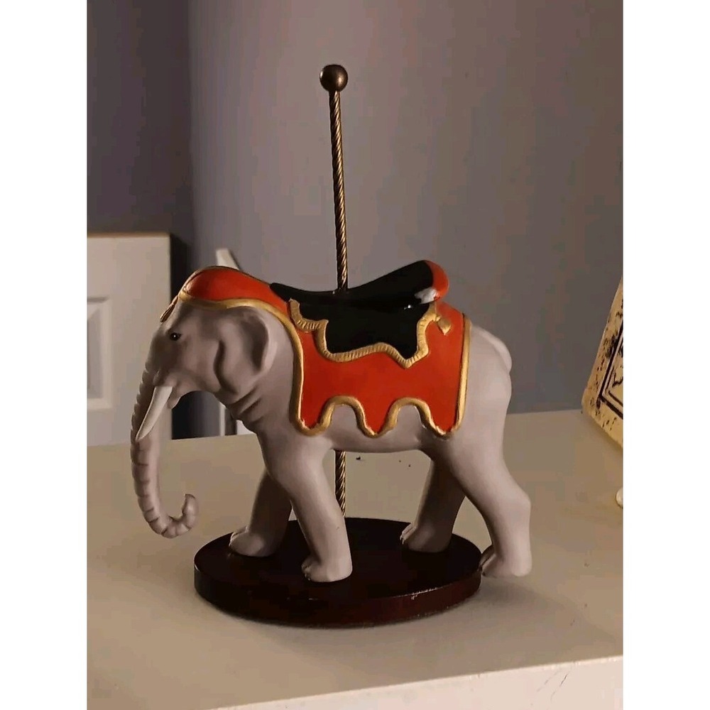 Franklin Mint Treasury Carousel Of Art 1988 Porcelain Elephant No Chips/Cracks